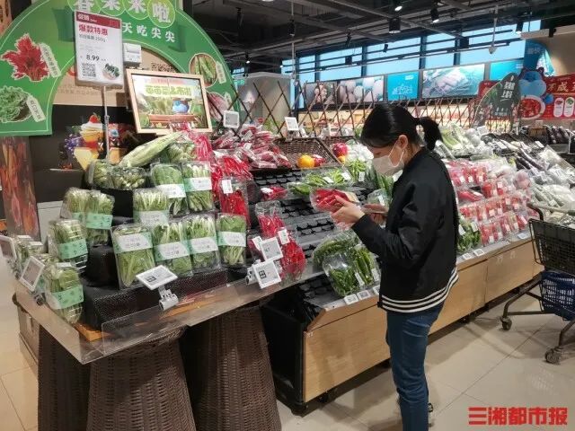 青椒價(jià)格創(chuàng)新高，長(zhǎng)沙市民餐桌上的“椒貴”現(xiàn)象